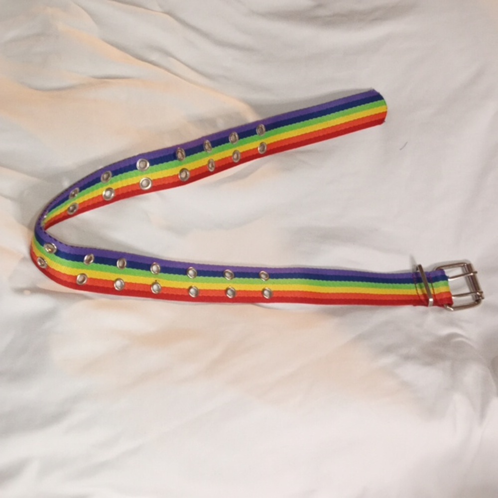 3/$25 Pride ๐ Double Latch Belt - Picture 3 of 4